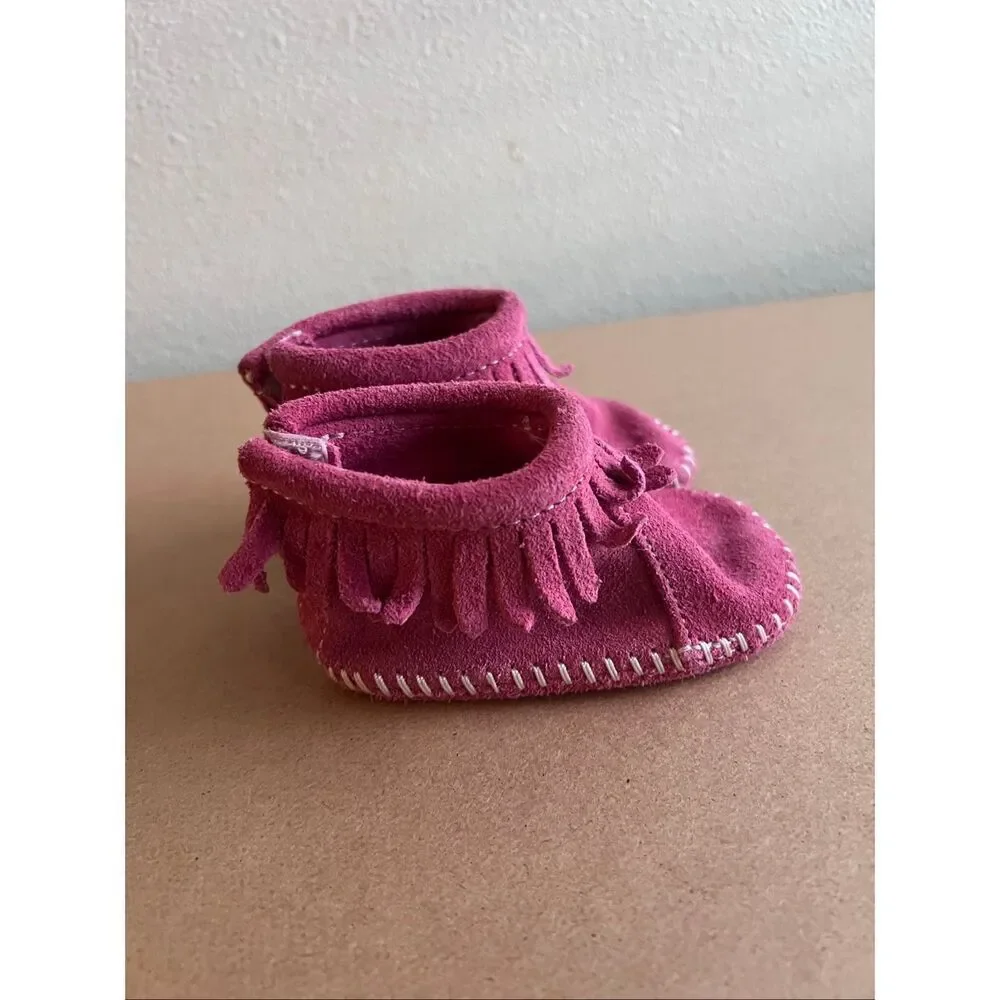 Minnetonka Infant's Back Flap Bootie leather upper size 2